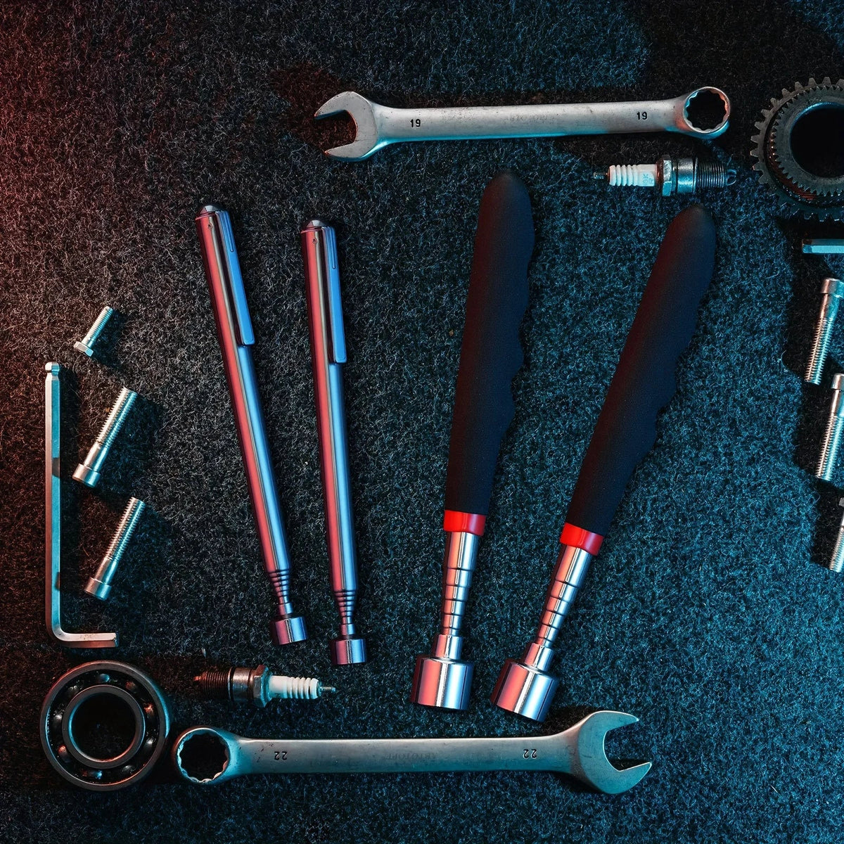 Telescopic Magnetic Pick-Up Tool – Reach Where Your Hands Can’t - TorqueTech